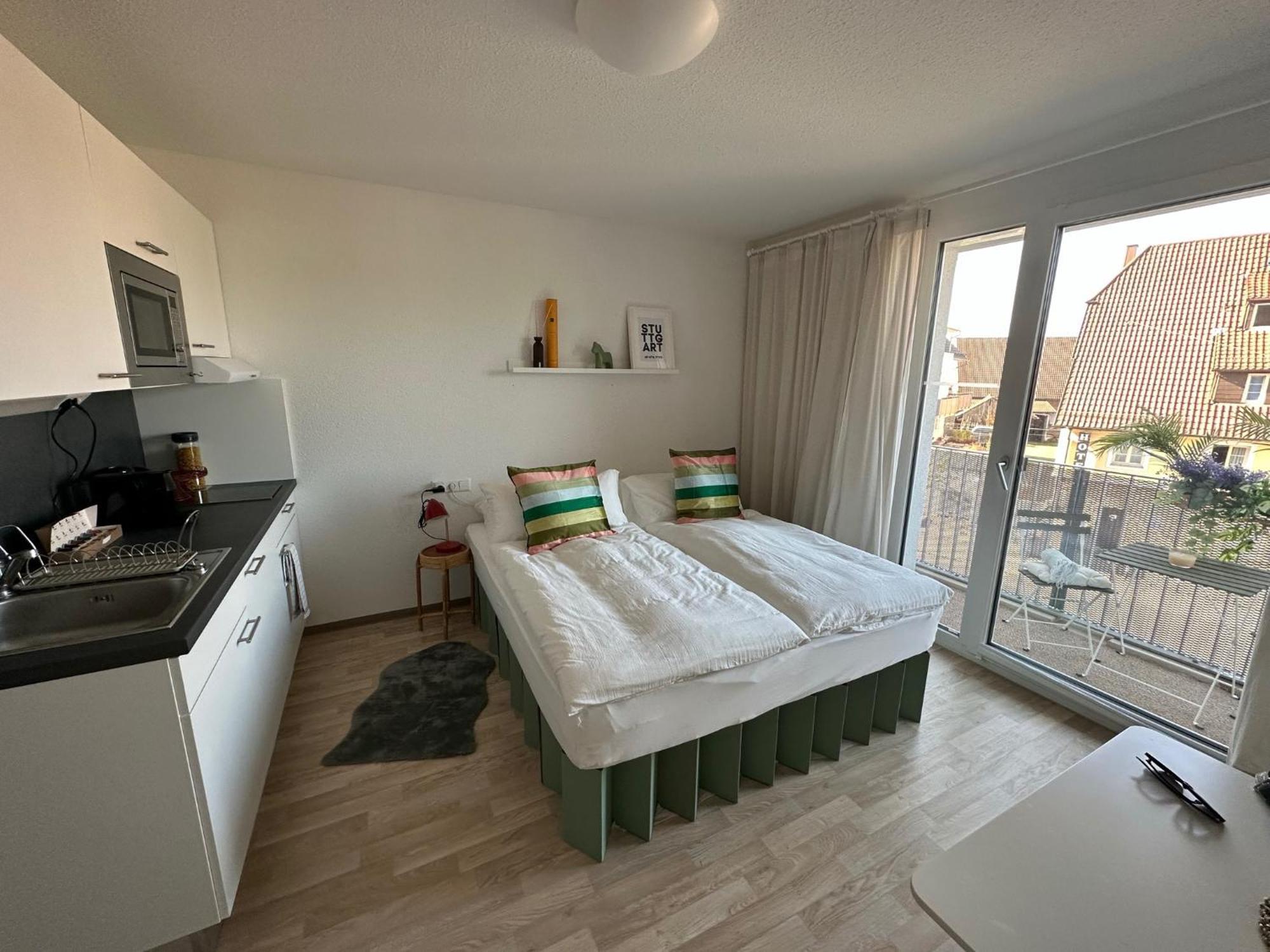 Stilvolles Und Modernes Appartement Mit Sonnigem Balkon In Flughafen- Und Messenaehe 31 Leinfelden-Echterdingen Exterior foto